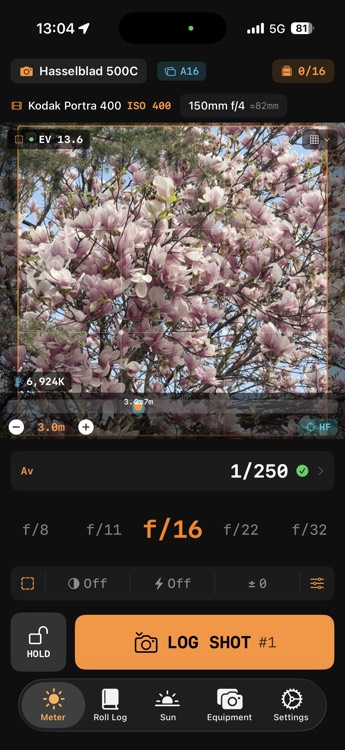 F8t film photography light meter app showing Hasselblad 500C metering Portra 400 at EV 13.6 with DOF bar and color temperature