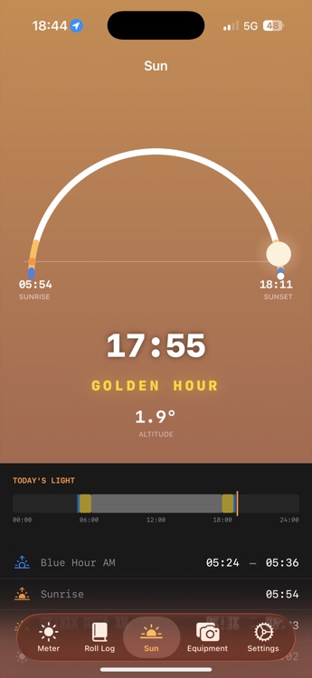 F8t sun calculator showing golden hour sun arc with sunrise, sunset times and daily light timeline